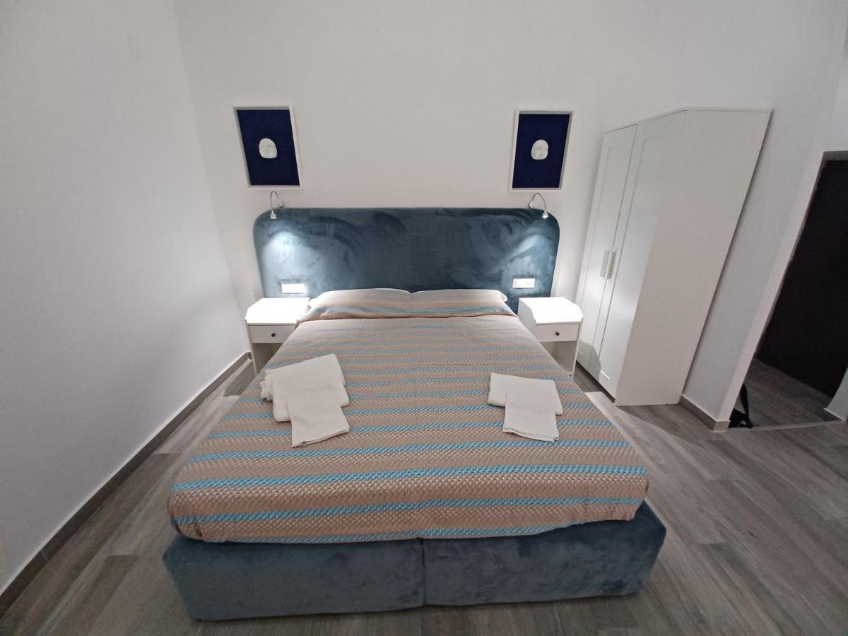 Apartamento Residenza Napoletana Nápoles Exterior foto